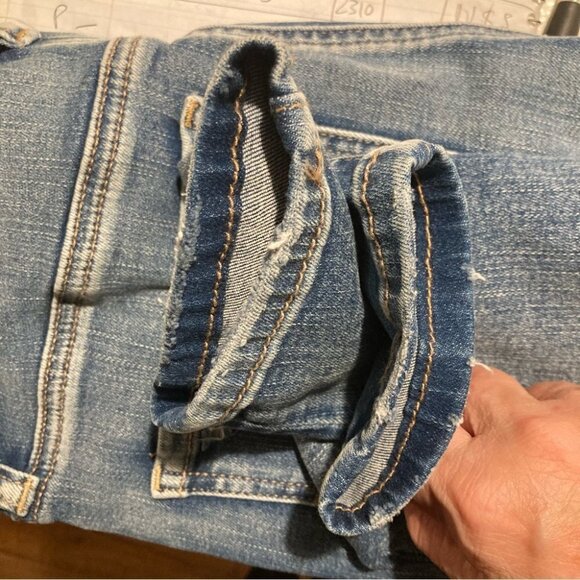 AMERICAN EAGLE Sz 6 Distressed Highest Rise Jeggings Light Wash NWT - Picture 14 of 15